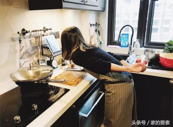 阁楼简洁大方的茶室,阁楼打造书房茶室