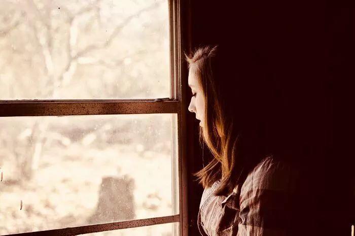 “抱歉啊，我也会爱上别人的”