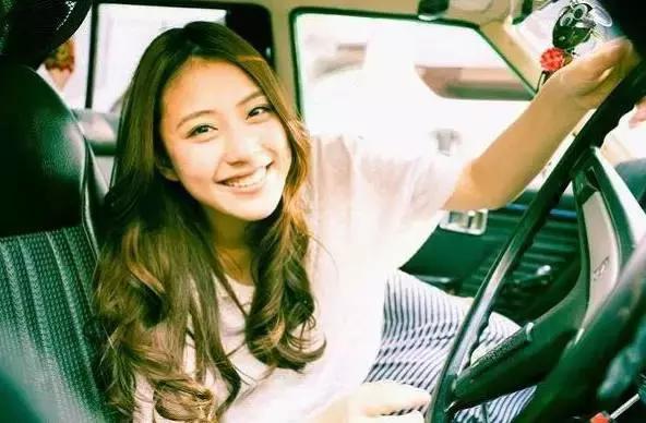 日本萌妹买了一款中国制造的LED假睫毛,竟引发代购热潮!