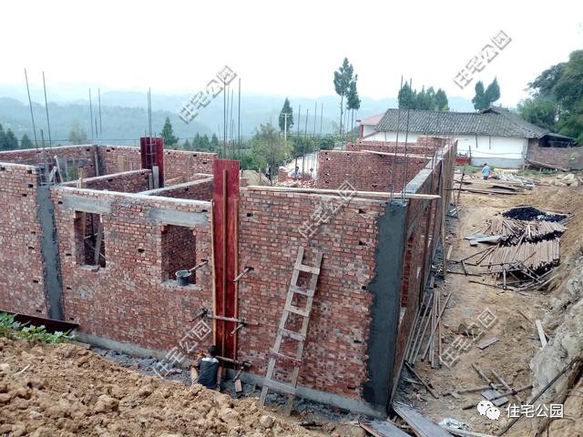 中国真实农村现代别墅,成都农村中式别墅建造