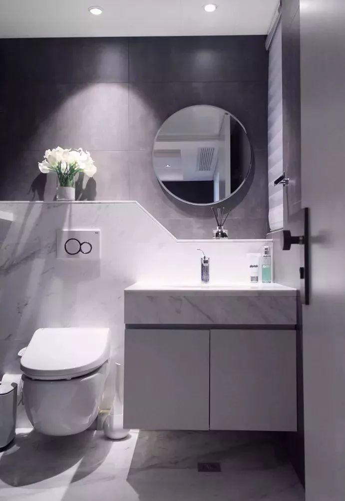 壁挂式马桶不怕翻掉吗,壁挂式马桶不用沉池吗