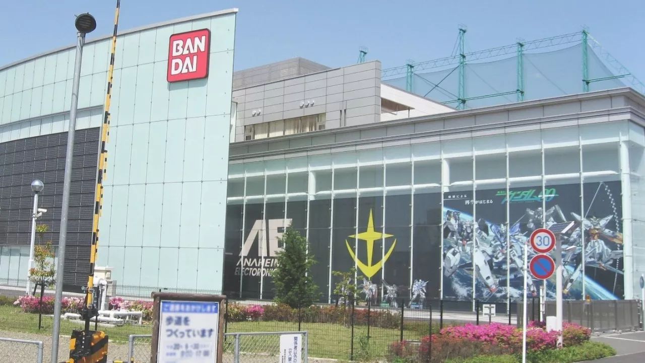 纷争无数的角川背后,是支配业界的商业巨人