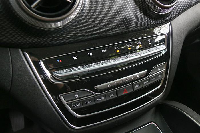 一场视觉盛宴的全方位体验,18年绅宝d50自动挡试驾