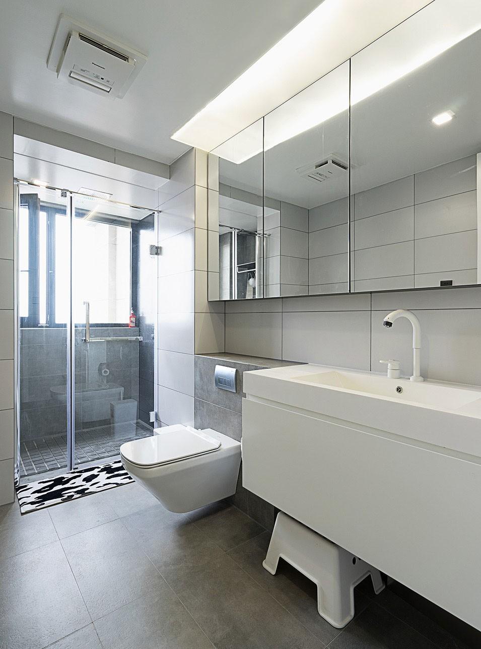 壁挂式马桶不怕翻掉吗,壁挂式马桶不用沉池吗