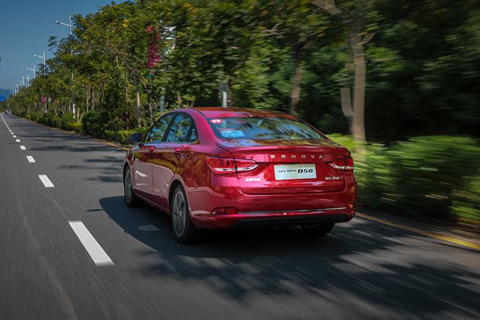 一场视觉盛宴的全方位体验,18年绅宝d50自动挡试驾