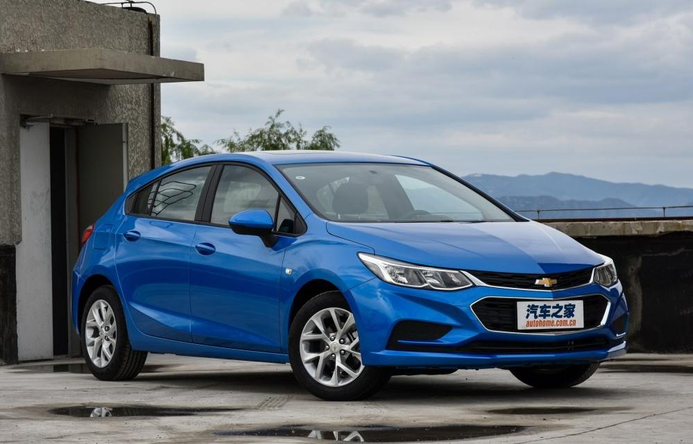 雪佛兰科鲁兹2018款图片及报价,雪佛兰科鲁兹2020款顶配多少钱