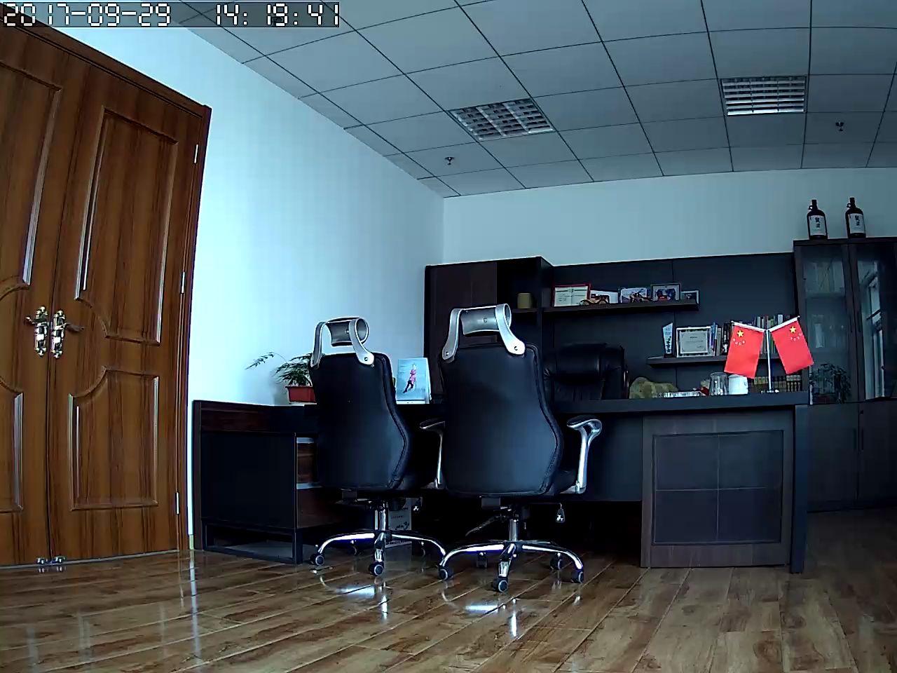 乔安监控器360旋转家用推荐,乔安监控器360旋转家用画面能倒转