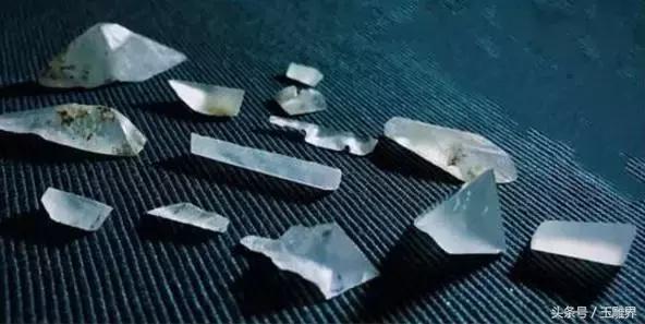 玉石碎了怎么办,玉雕碎了怎么修复