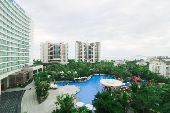 预支一段未来的旅行，带着父母去度假——三亚