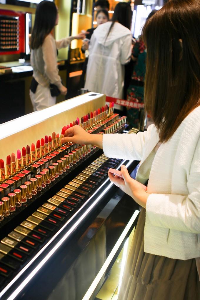 预支一段未来的旅行，带着父母去度假——三亚