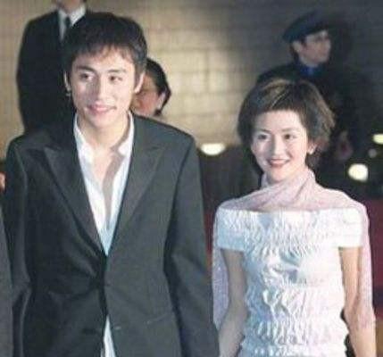 谢娜刘烨在一起多少年,谢娜刘烨在一起时候和谁传绯闻