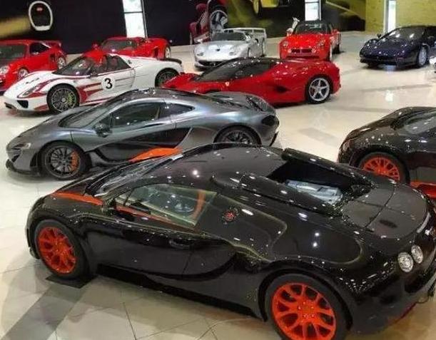 阿联酋王子4亿黄金超跑,沙特王子6辆顶级超跑