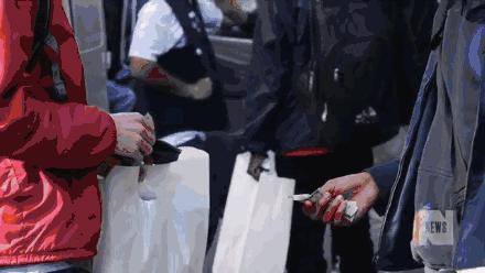 涓浗鏈塻upreme鐨勯棬搴椾箞,supreme蹇呴』鍒颁腑鍥藉紑搴楀悧