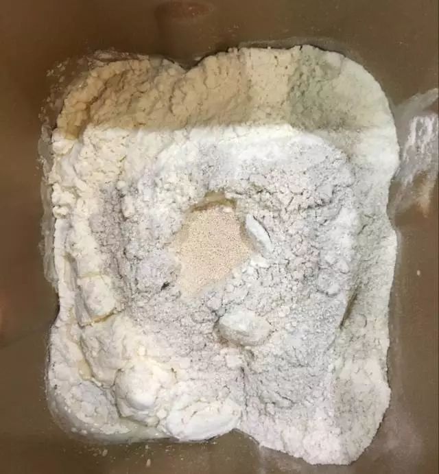 面包沙龙｜95后野路子的烘焙狂魔如何炼成？