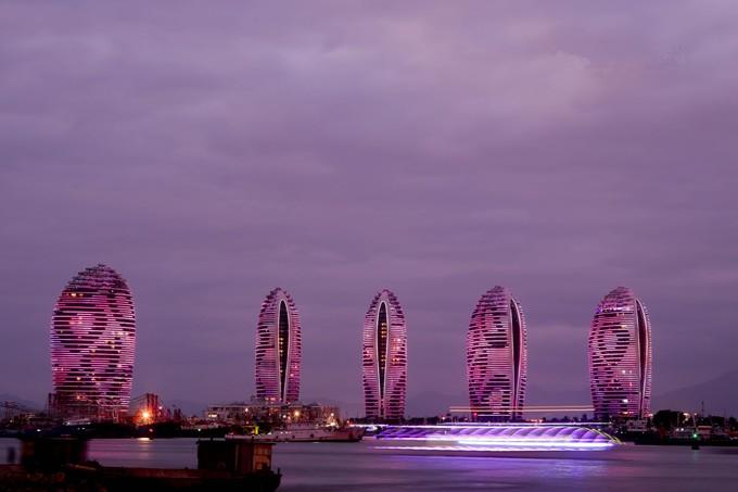 预支一段未来的旅行，带着父母去度假——三亚