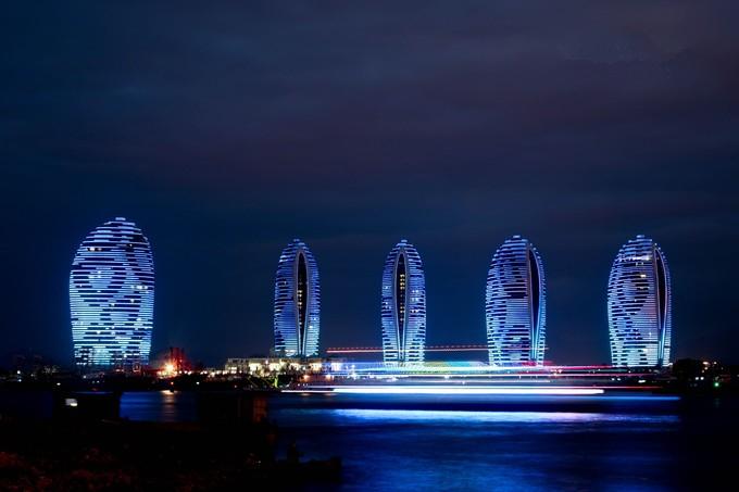 预支一段未来的旅行，带着父母去度假——三亚