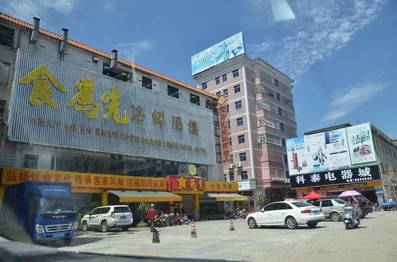 吉隆镇最繁华的时候有多少人,惠东吉隆在哪里