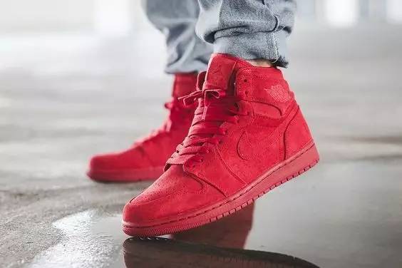 aj荔枝皮与平纹皮哪个贵,为什么有的aj贵有的便宜