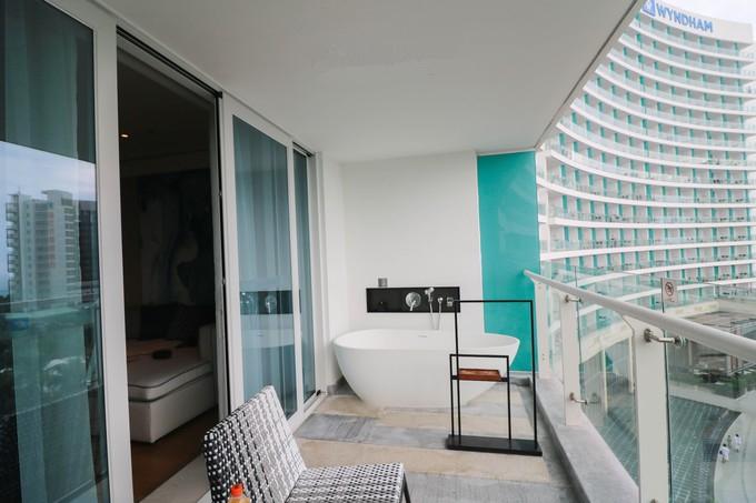 预支一段未来的旅行，带着父母去度假——三亚