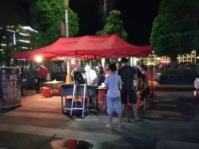 吉隆镇最繁华的时候有多少人,惠东吉隆在哪里