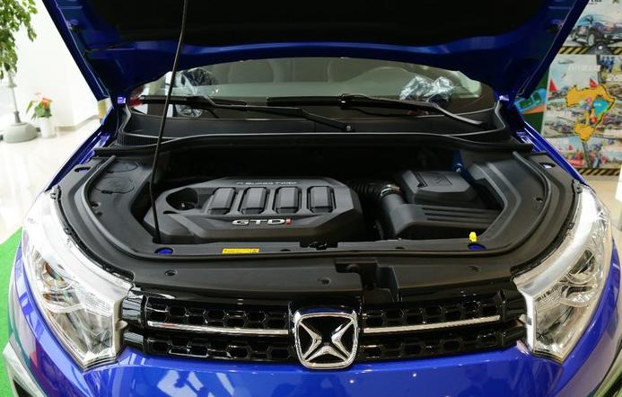 货车发动机水温过高是什么原因,发动机水温过高致熄火是什么原因