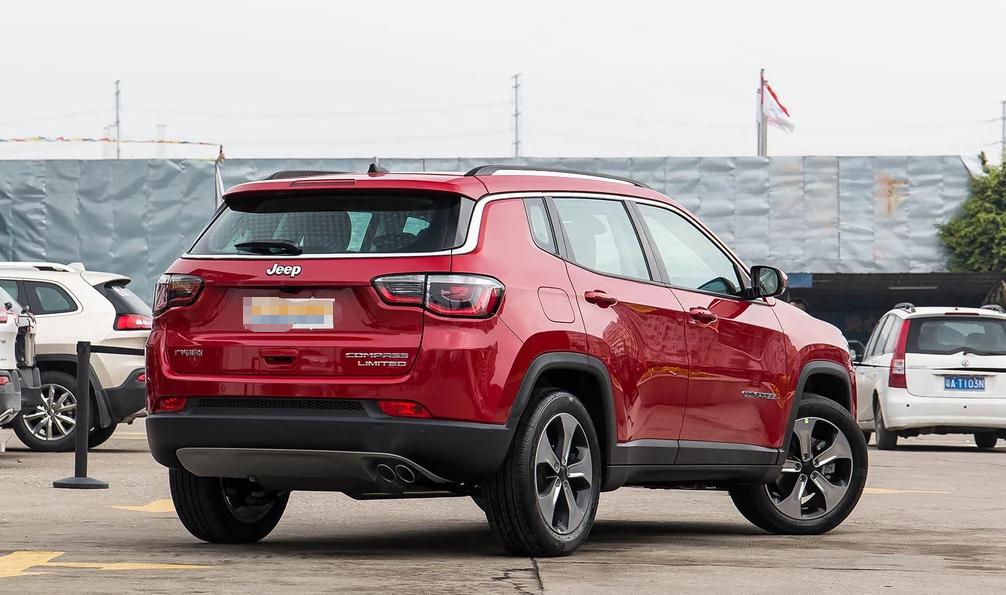 人生的第一辆车感悟,人生第一台吉普车