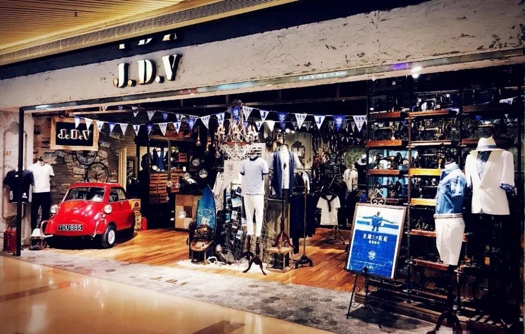 服饰品牌如何入驻大型商场,服装品牌如何进军购物中心