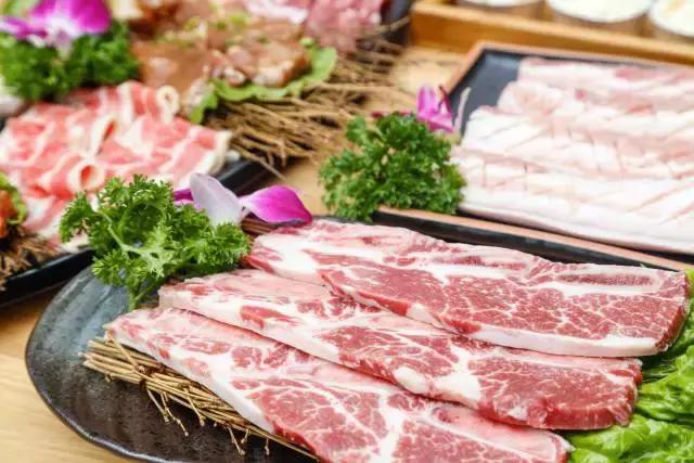 走一波，终于等到这家月销60W的人气烤肉店从市中心开到城南了！