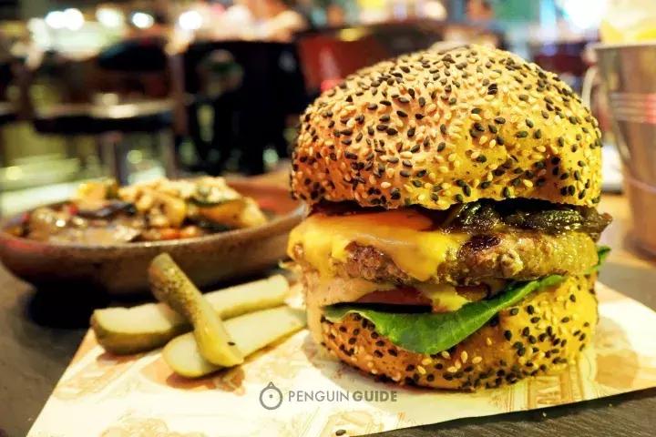 汉堡店最贵的汉堡哪个更好吃,你们觉得什么价格的汉堡最好吃