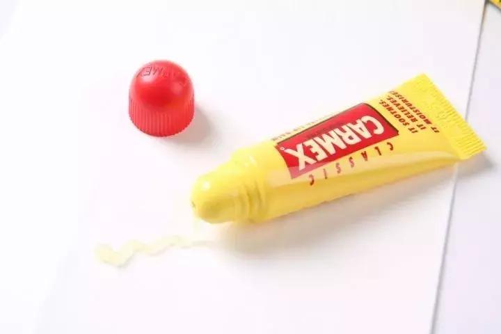 用什么保湿护唇膏好用又实惠,最遮唇色的护唇膏推荐