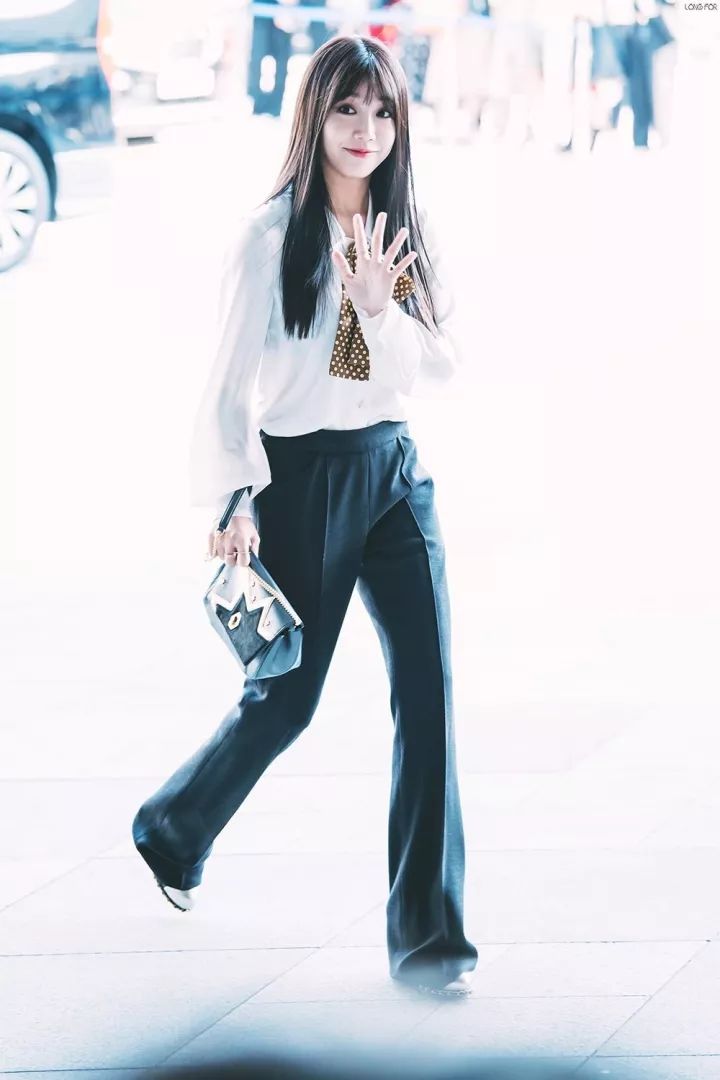 一周爱豆穿衣榜｜众爱豆扎堆首尔时装周可是他们的*服私**更好看