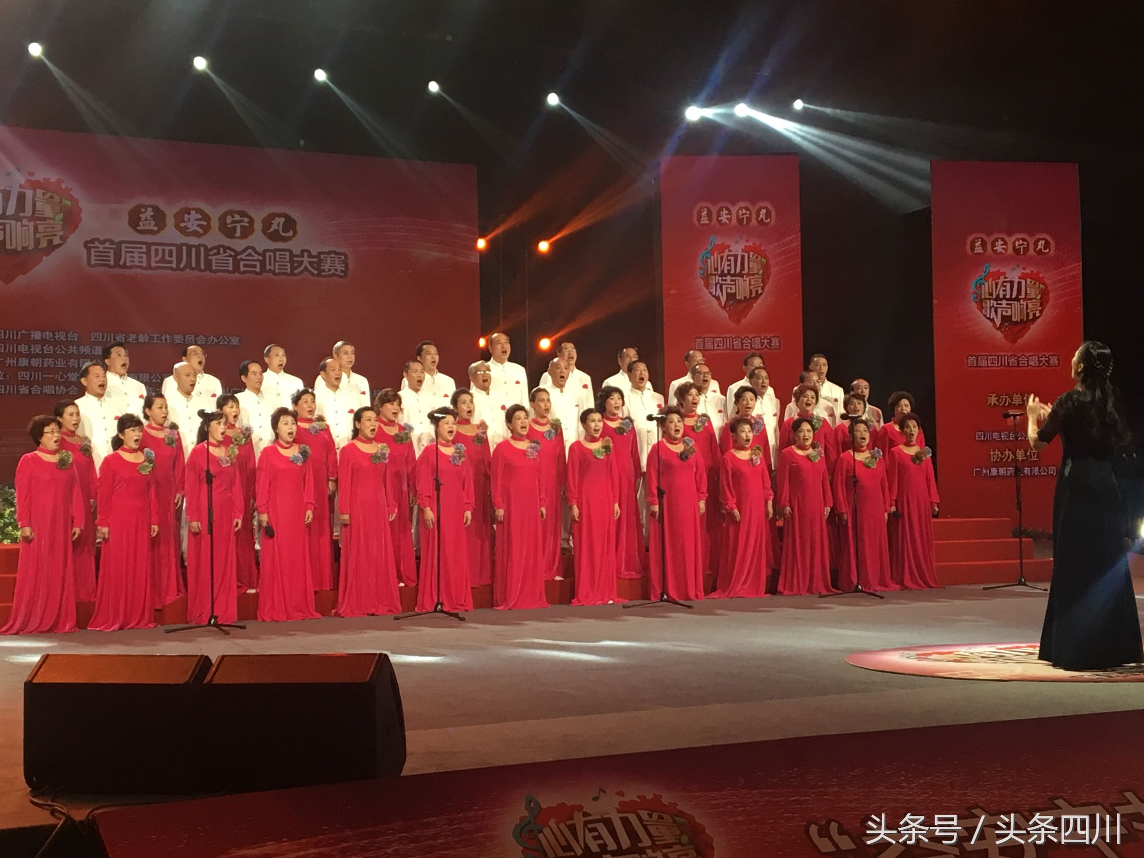 用音乐点亮生活希望,用音乐点亮生活用艺术滋润生命