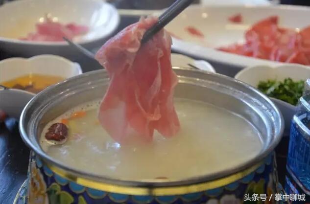 聊城到底有多少美食小吃街,聊城古城区美食区