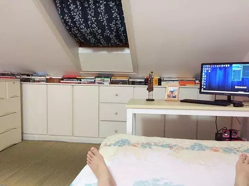 租了阁楼,五个人租了一间阁楼