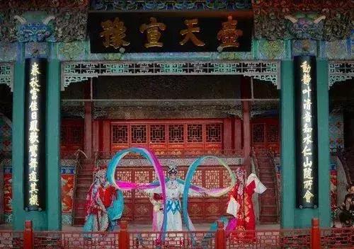 都告诉你们别把故宫挤爆了你们还是挤爆了