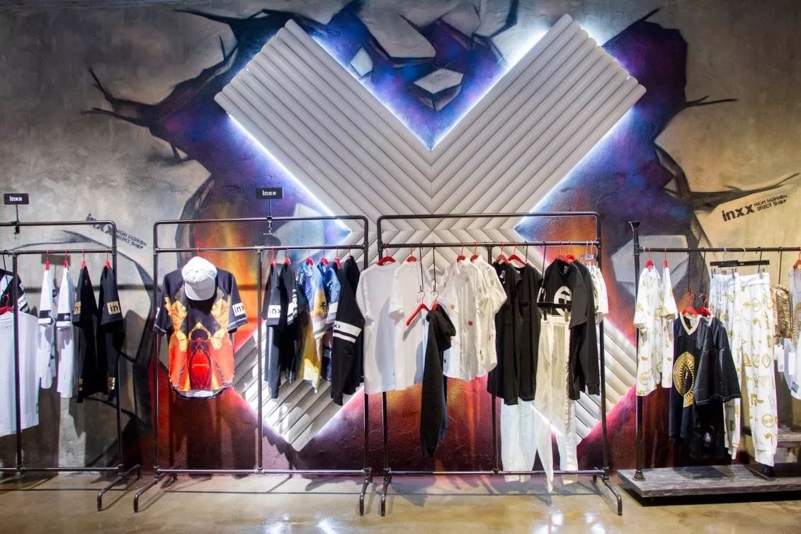 服饰品牌如何入驻大型商场,服装品牌如何进军购物中心