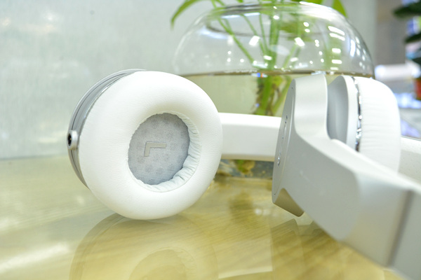 魔声夹耳式蓝牙耳机测评,超好听音质音乐蓝牙耳机