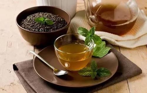 孕妇不能喝茶的四大危害,孕妇不宜喝茶的原因