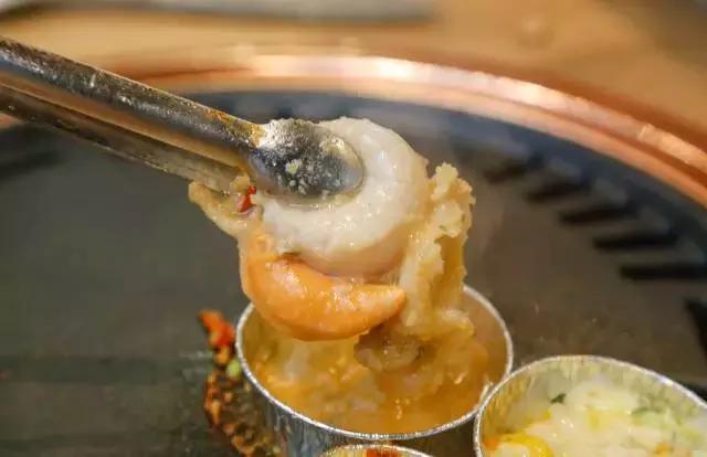 走一波，终于等到这家月销60W的人气烤肉店从市中心开到城南了！