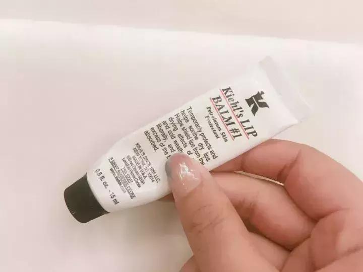 用什么保湿护唇膏好用又实惠,最遮唇色的护唇膏推荐