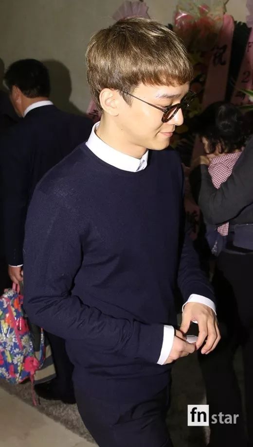 一周爱豆穿衣榜｜众爱豆扎堆首尔时装周可是他们的*服私**更好看