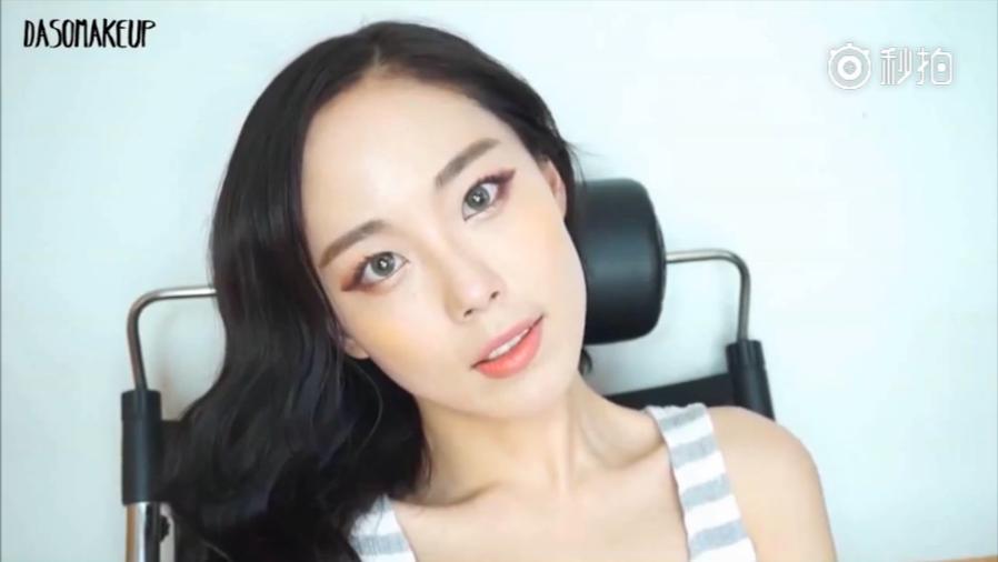 吸睛化妆技巧,吸睛妆容教程