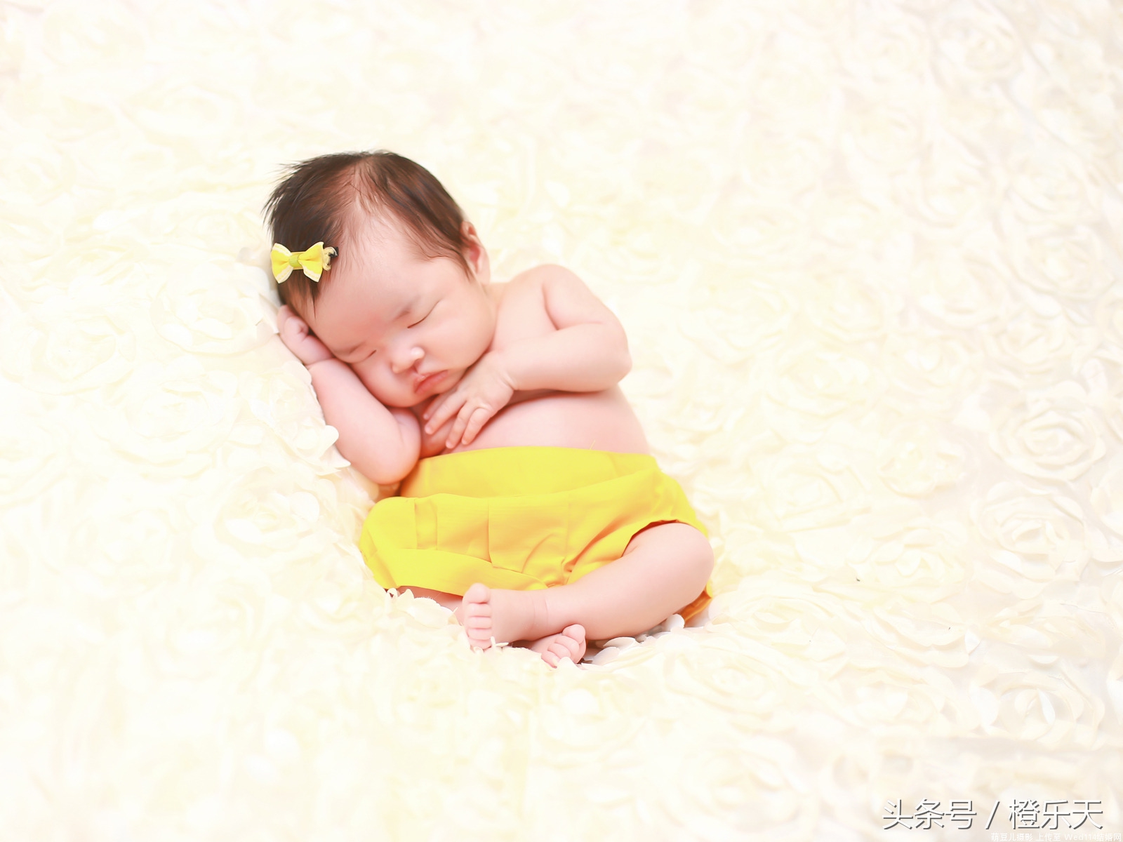 小孩子把眉毛剃了还能长出来吗,孩子满月剃眉毛就不长了