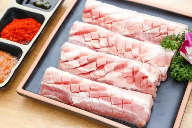 走一波，终于等到这家月销60W的人气烤肉店从市中心开到城南了！