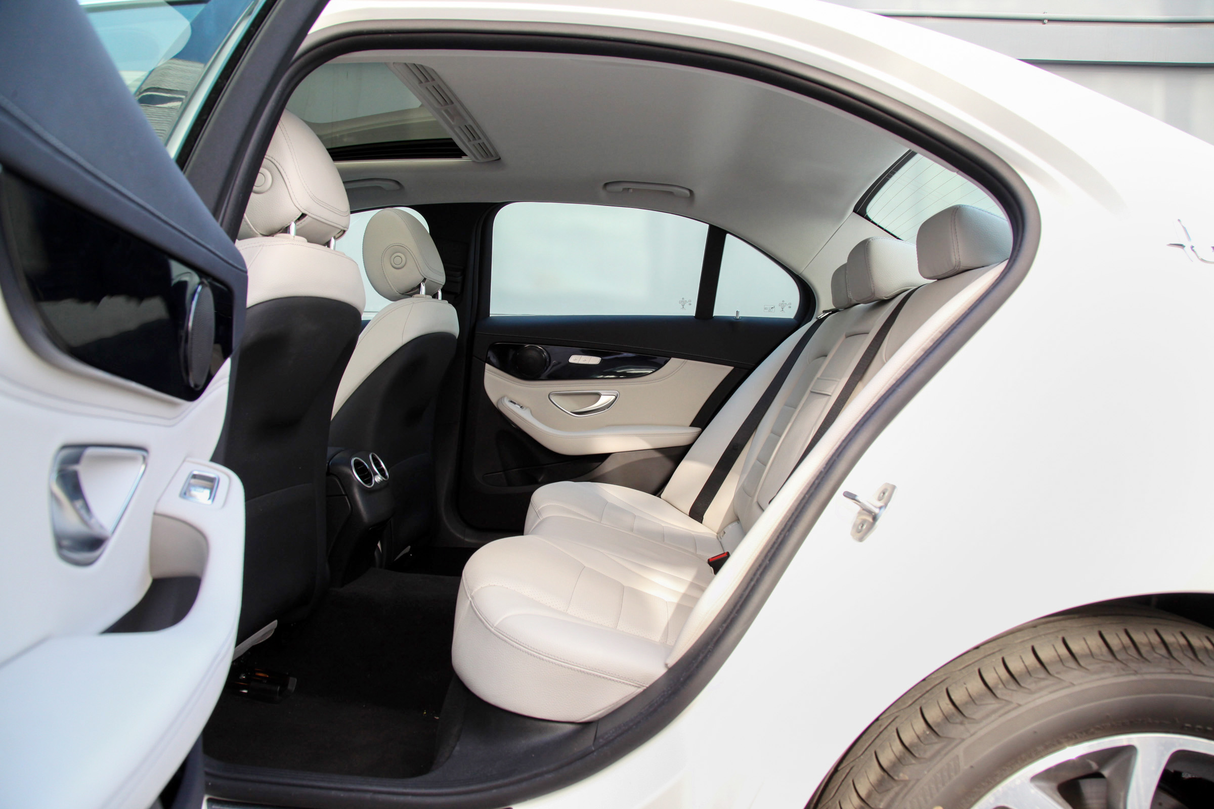 轻奢之选,豪华中型车奥迪a4l