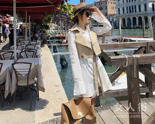 秋装的时尚搭配已经备好,早秋内搭气质秋装