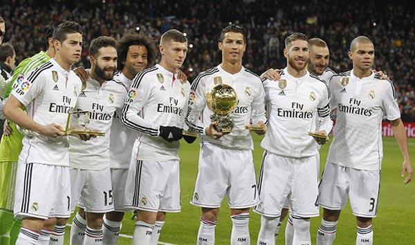 国际足联最佳阵容公布,国际足联年度最佳阵容超燃