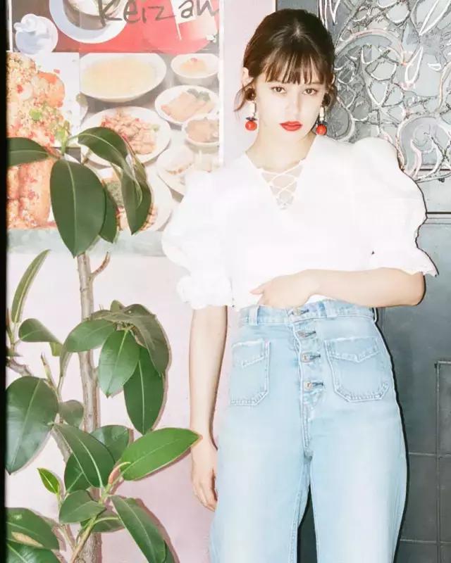 除了它也没谁了!既减龄又百搭,可以从20岁穿到50岁!