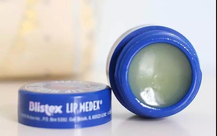 用什么保湿护唇膏好用又实惠,最遮唇色的护唇膏推荐