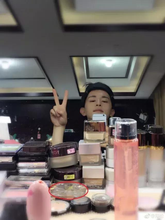 迪丽热巴用过的化妆品,迪丽热巴使用的化妆品